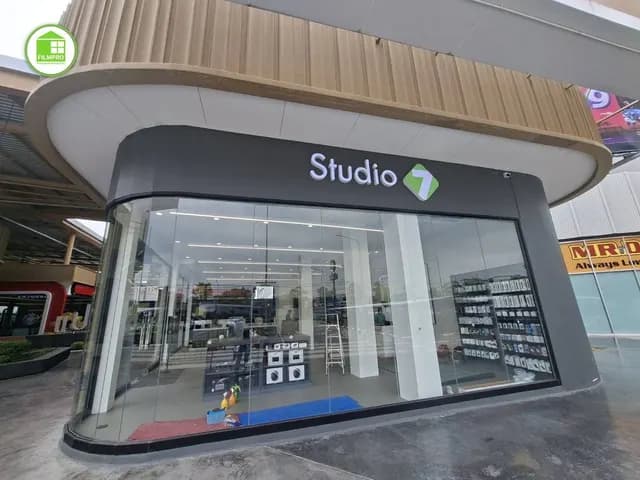 Studio 7 ฉะเชิงเทรา — ร้านค้า ฟิล์ม CA80